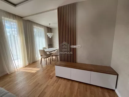 Ugrinovačka | 4zida.rs