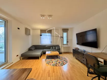 Lamartinova | 4zida.rs