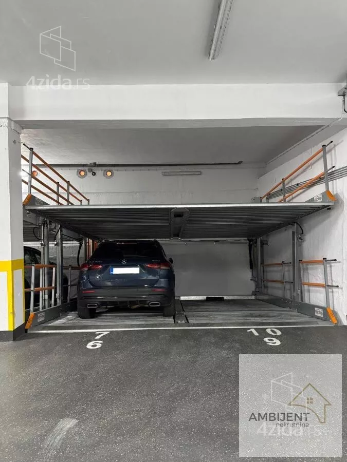 Petosoban stan | 4zida