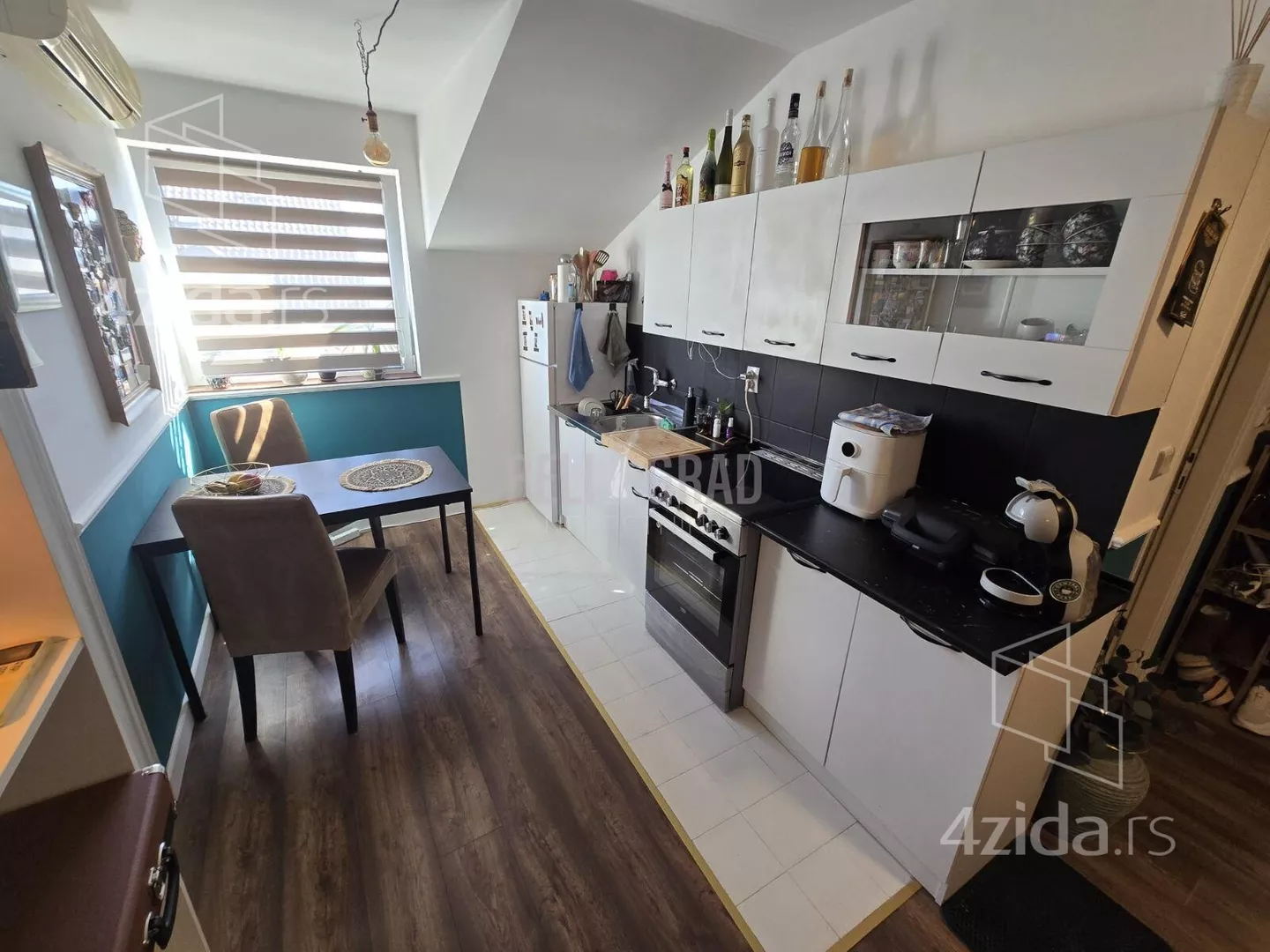 Jednoiposoban stan | 4zida