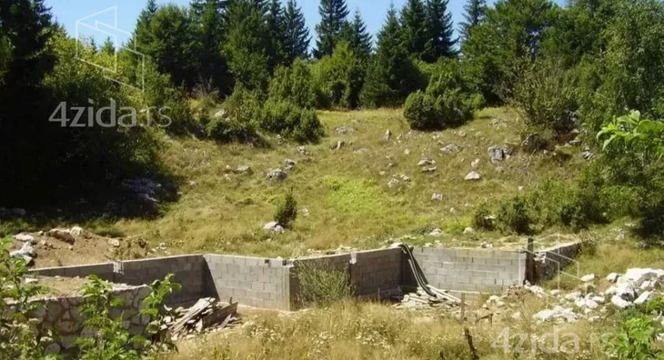 Plac | 4zida