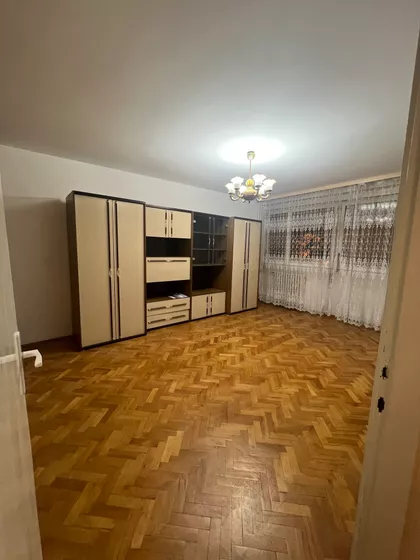 Vuka Karadžića 75 | 4zida.rs