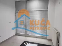 Lokal | 4zida