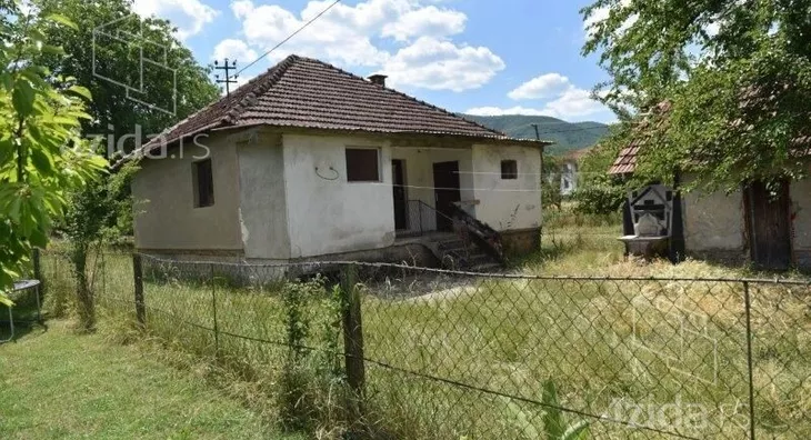 Plac | 4zida