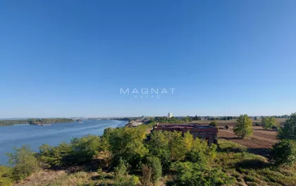 13. Maj | 4zida.rs