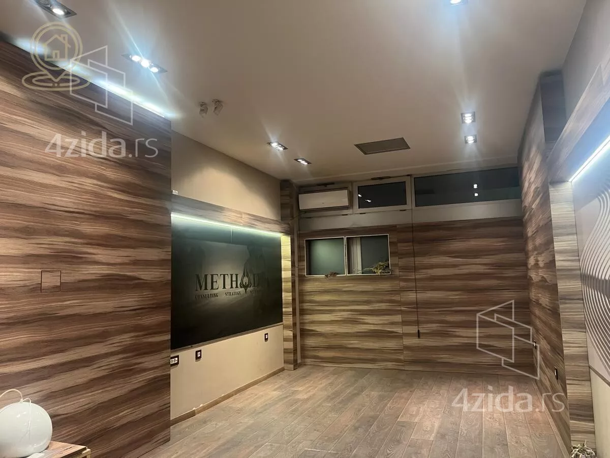 Poslovni prostor | 4zida