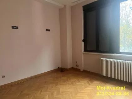 Trg Nikole Pašića | 4zida.rs