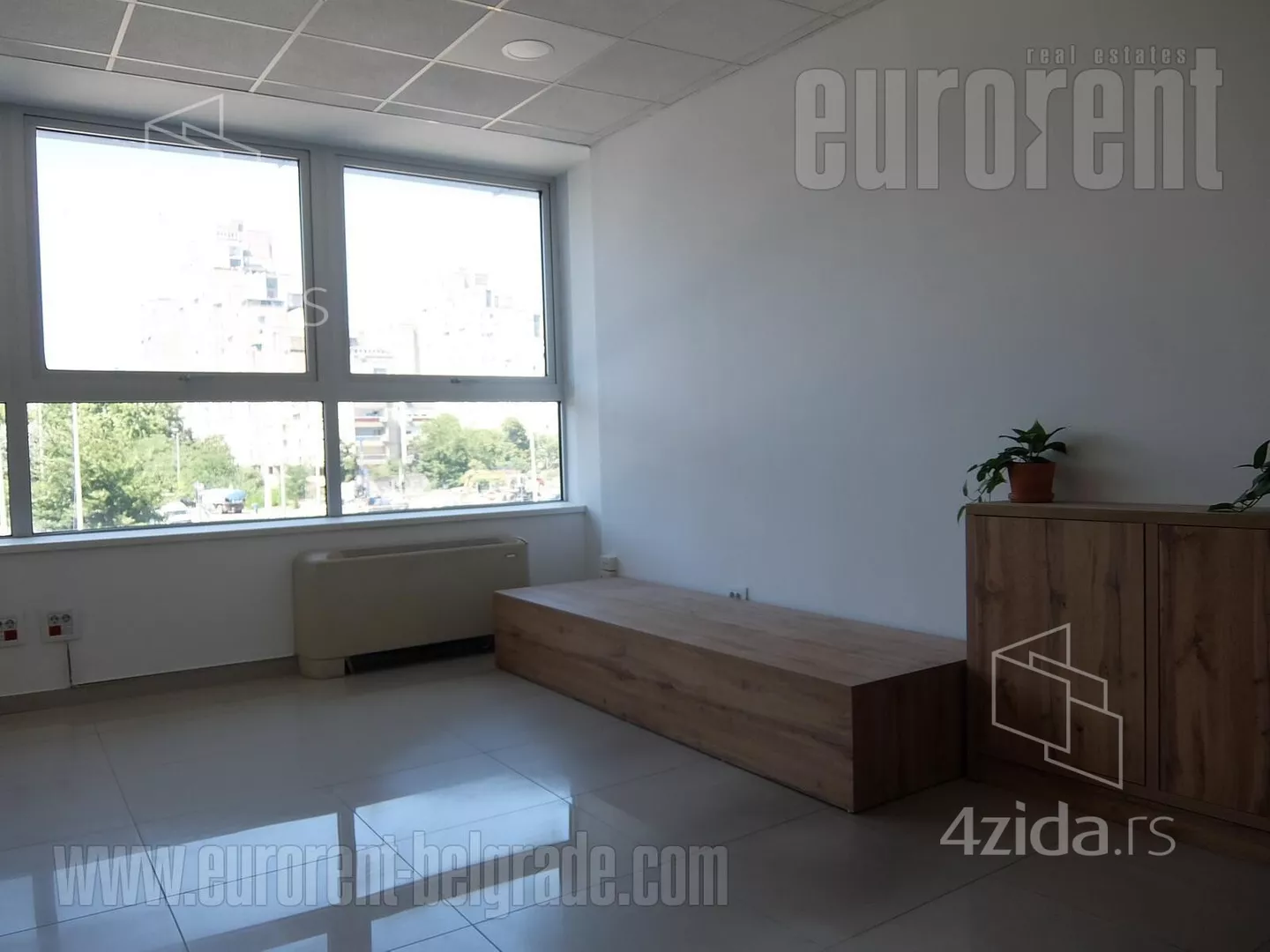 Poslovni prostor | 4zida