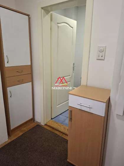 Bulevar Cara Lazara | 4zida.rs