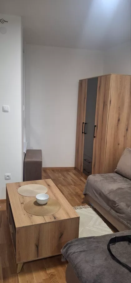 Božidara Adžije | 4zida.rs