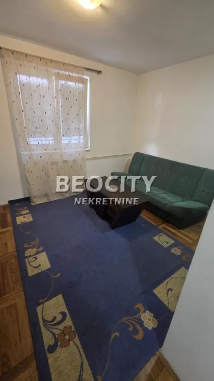 17. oktobra | 4zida.rs