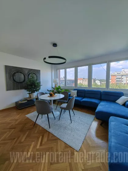 LIPOV LAD | 4zida.rs