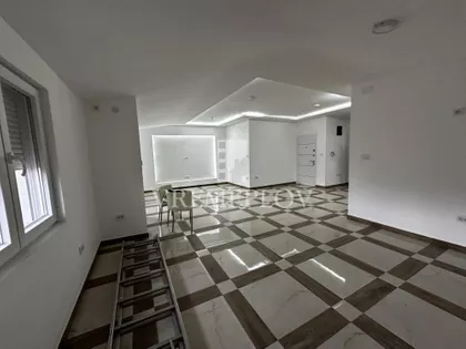 Miše Vujića | 4zida.rs