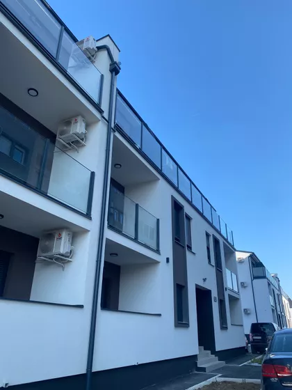 Vojvođanska | 4zida.rs