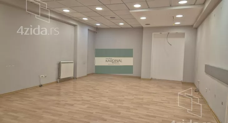 Poslovni prostor | 4zida