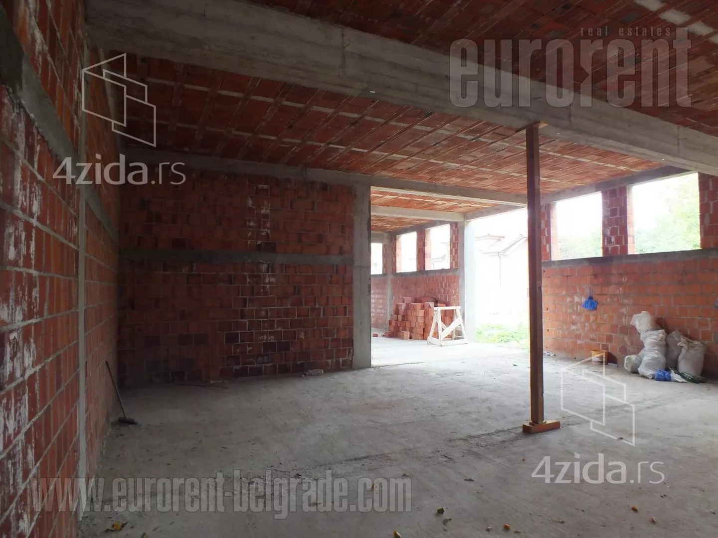 Poslovni prostor | 4zida