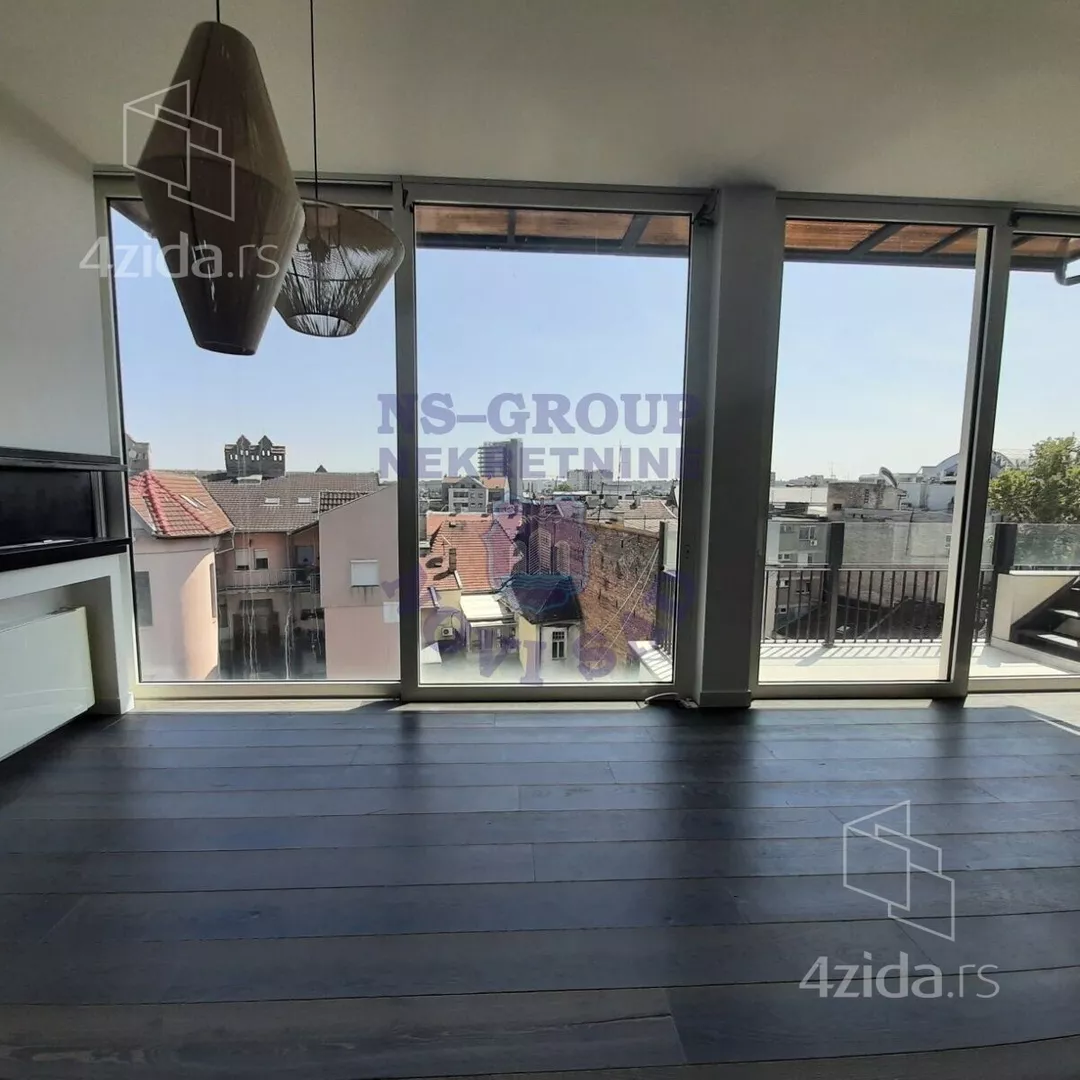 Petosoban stan | 4zida