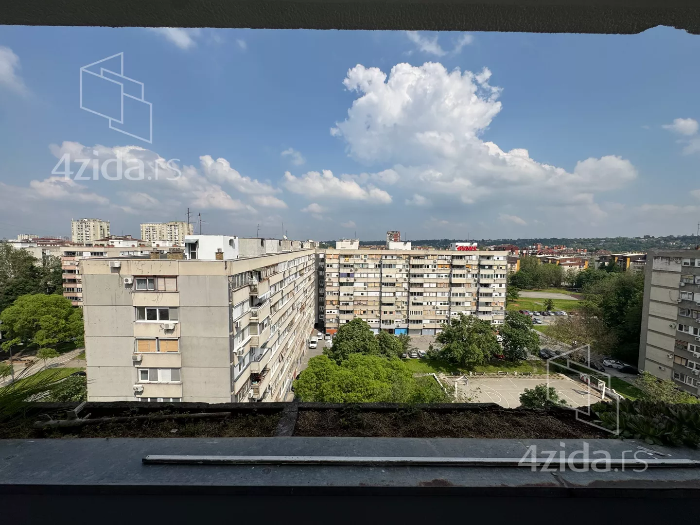 Jednoiposoban stan | 4zida