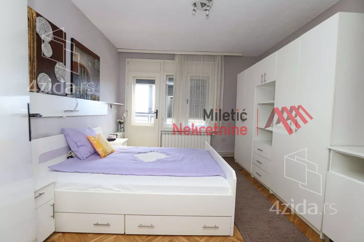 3-etažna kuća | 4zida