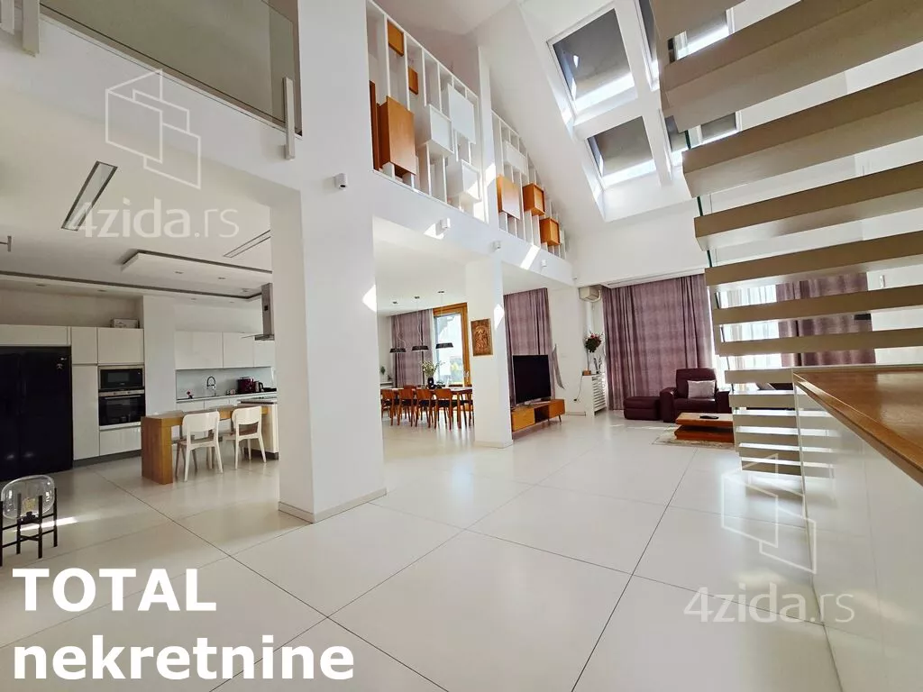 Sedmosoban stan | 4zida