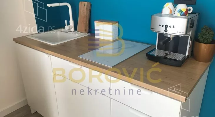 Petosoban stan | 4zida