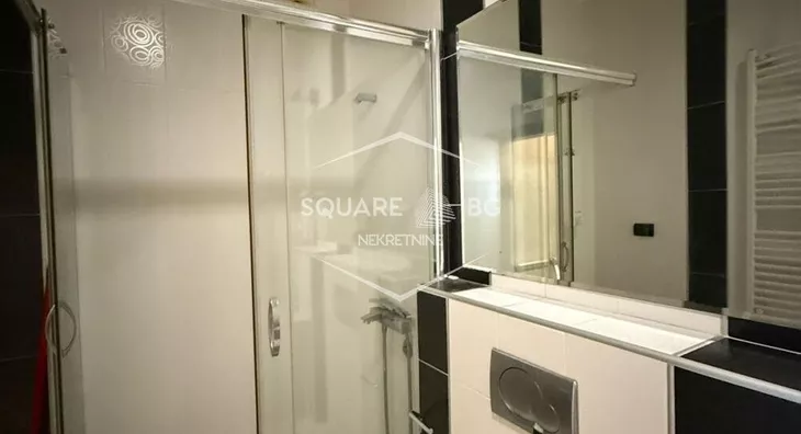 Šestosoban stan | 4zida