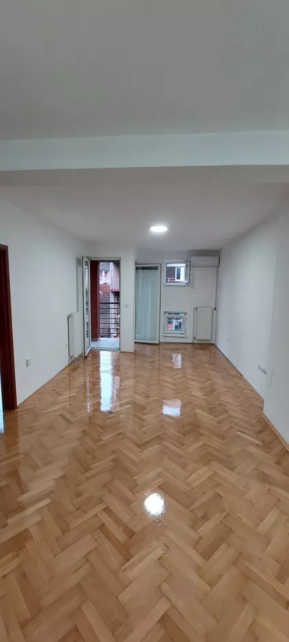 Vašarište | 4zida.rs