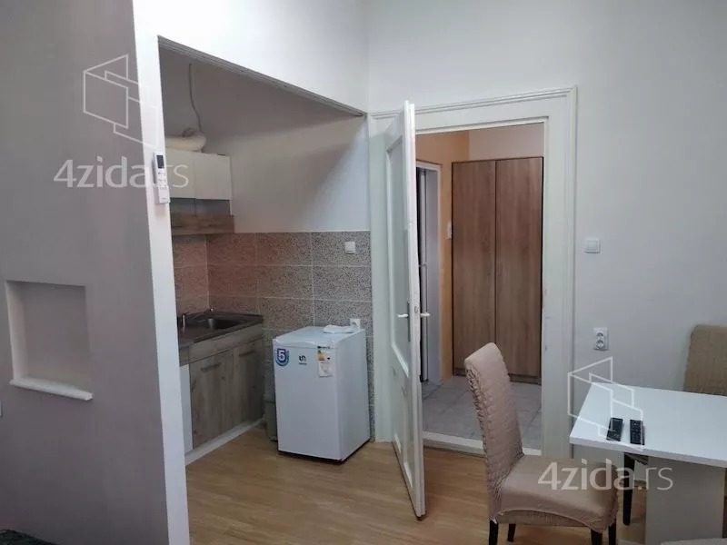 Garsonjera | 4zida