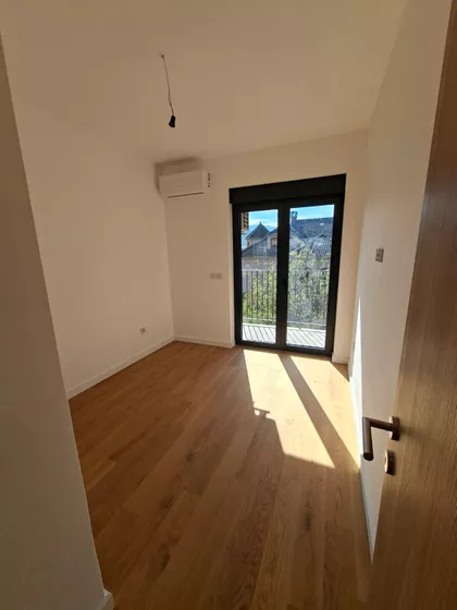 Nemanjina 15 | 4zida.rs