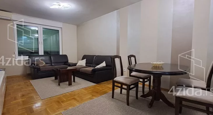 Dvosoban stan za izdavanje, Naserova, 350€, 51m² - stampaj