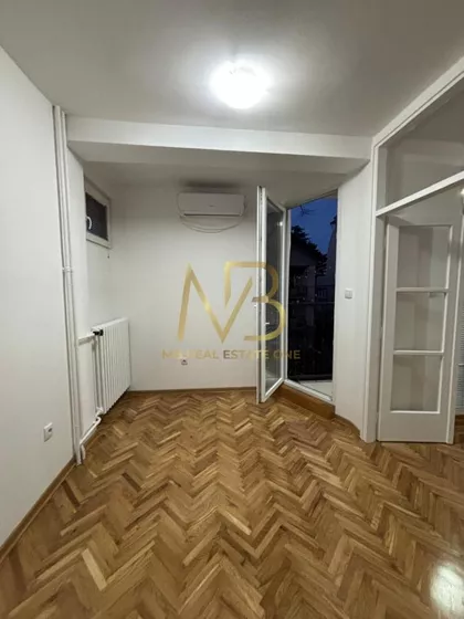 Banovo Brdo | 4zida.rs