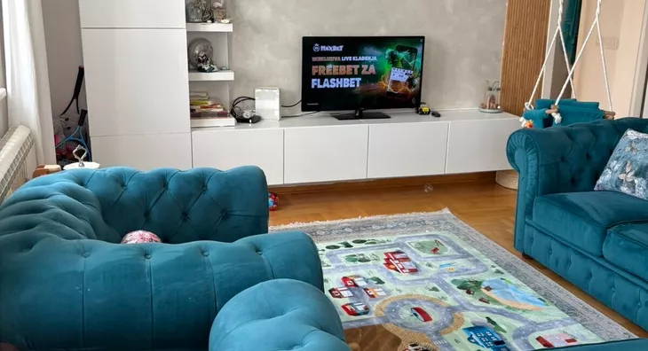 Petosoban stan | 4zida