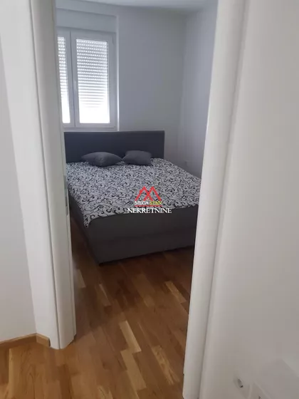 Vuka Karadžića | 4zida.rs