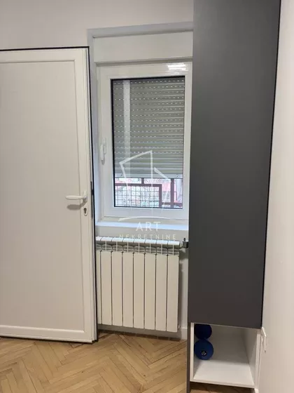 Ace Joksimovića | 4zida.rs