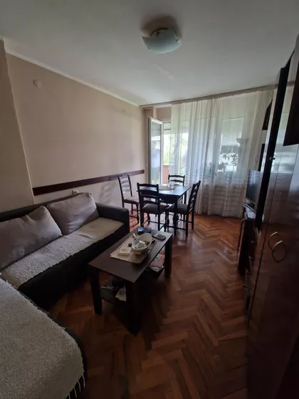 Vardarska | 4zida.rs