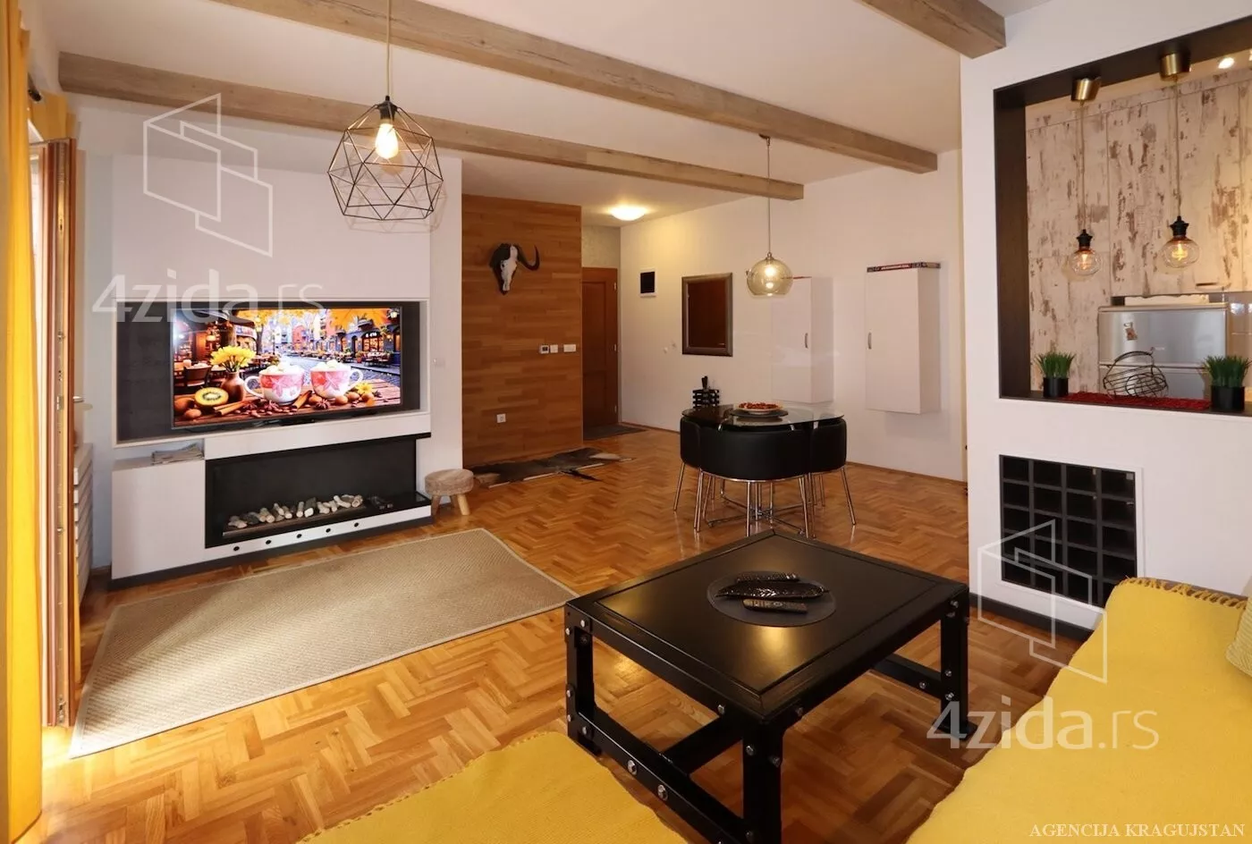 Jednoiposoban stan | 4zida