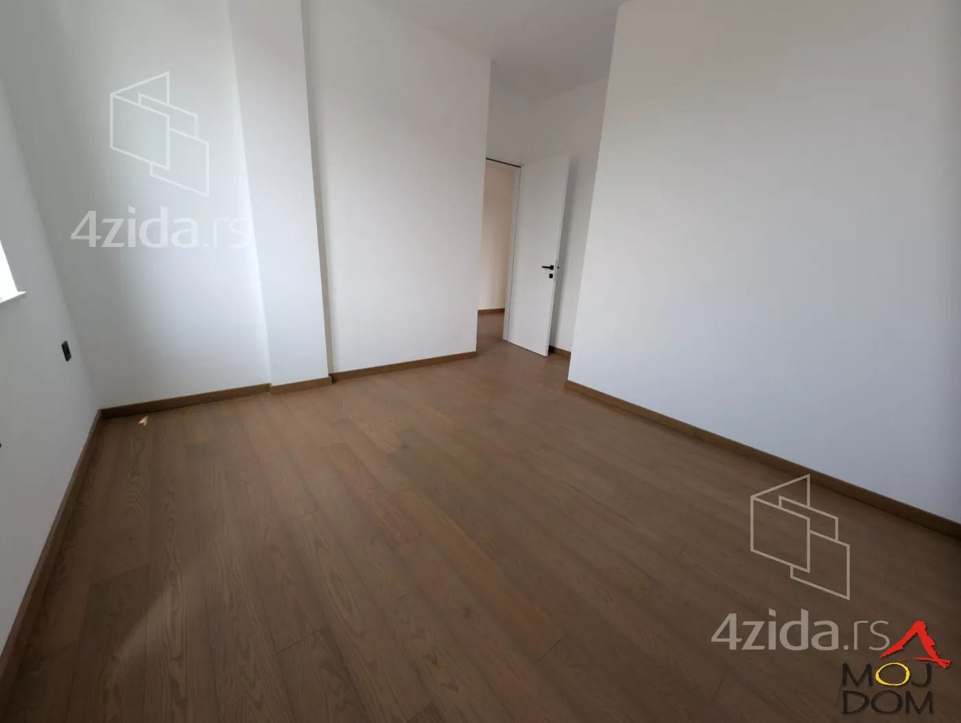 Petosoban stan | 4zida