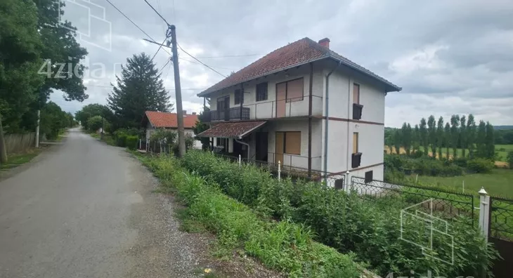 3-etažna kuća | 4zida