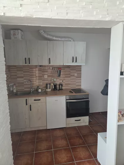 Mali Radanovac | 4zida.rs