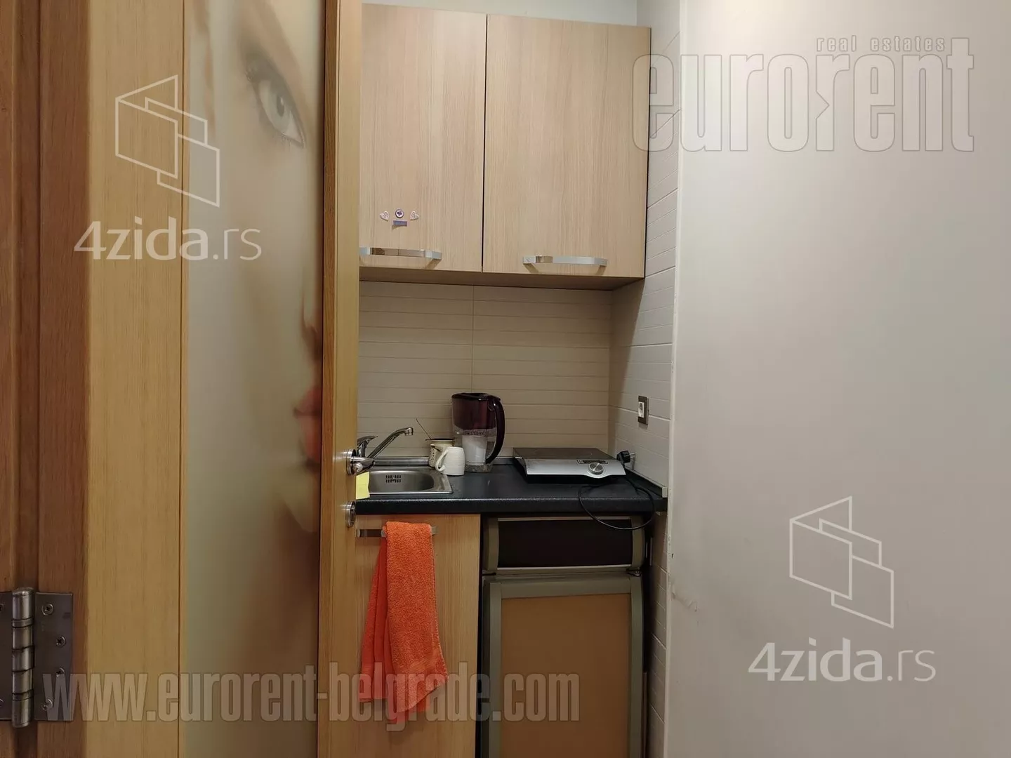 Lokal | 4zida