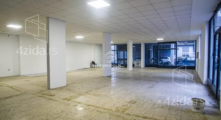 Poslovni prostor | 4zida