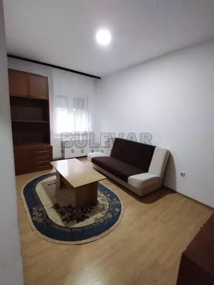 Zmaj Jovina | 4zida.rs