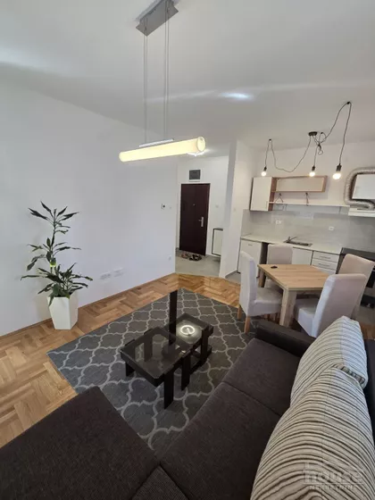 Novo Naselje | 4zida.rs