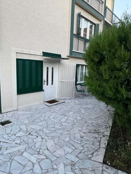 Siva Stena 6 | 4zida.rs