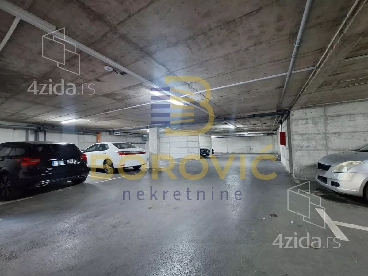 Parking | 4zida