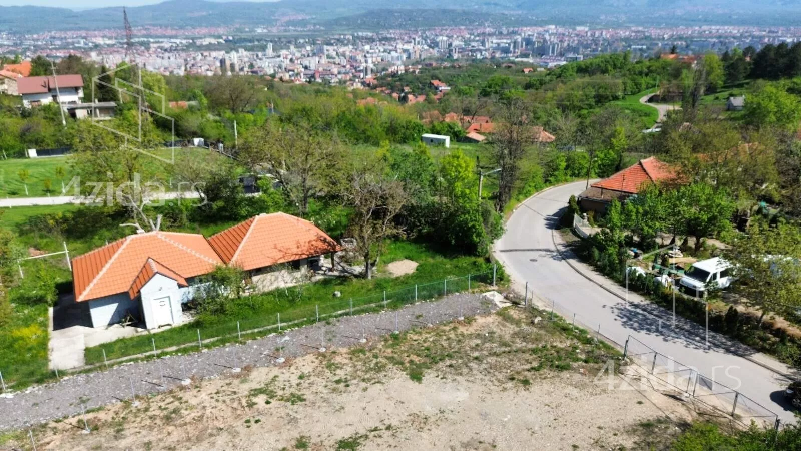 Građevinsko zemljište | 4zida