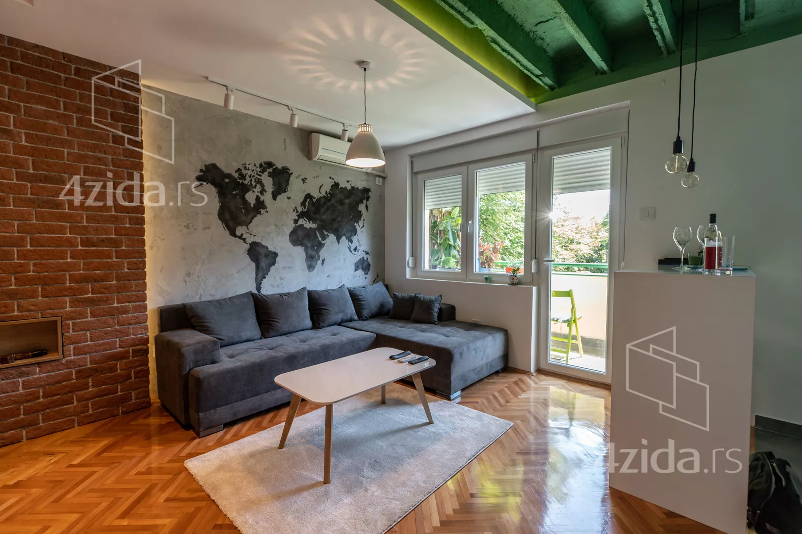 Jednoiposoban stan | 4zida