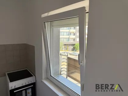 Bulevar Patrijarha Pavla (Somborski Bulevar) | 4zida.rs