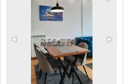 Tadije Sondermajera | 4zida.rs