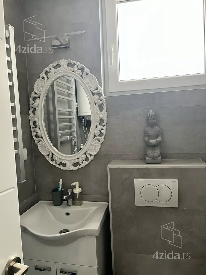 Garsonjera | 4zida